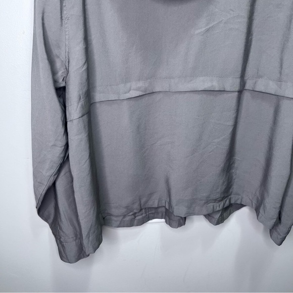 Torrid Grey Twill Hooded Crop Jacket Size 1x - Picture 10 of 15